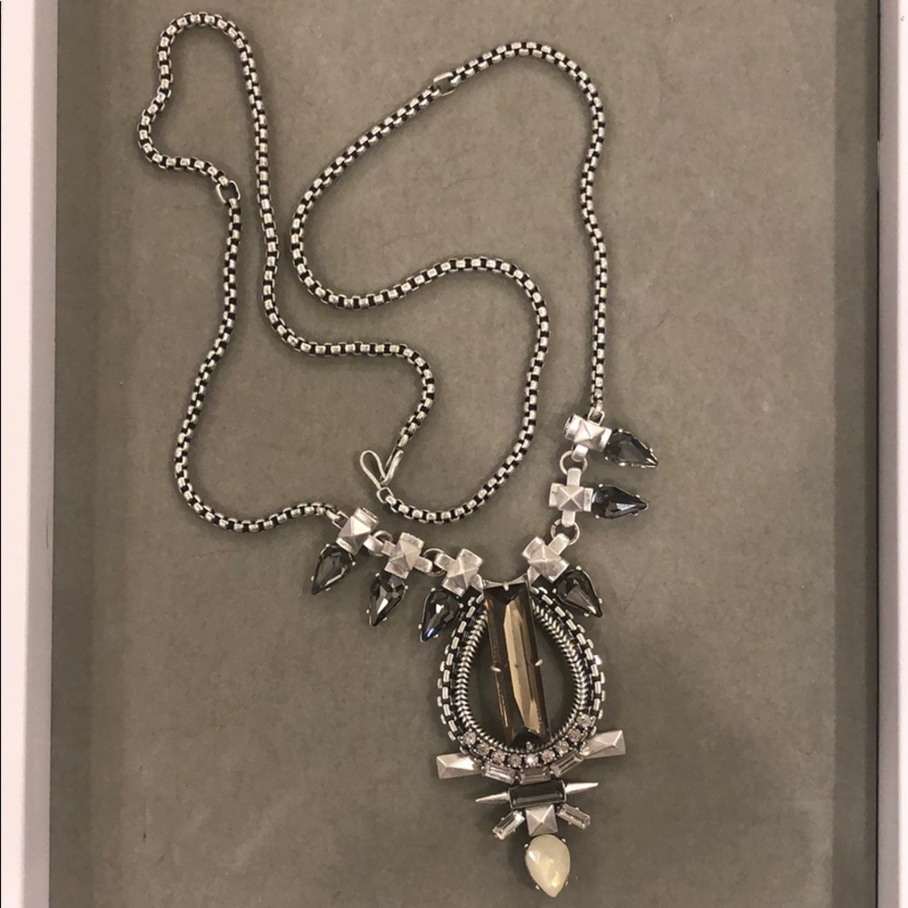 Stella & Dot Eclipse Pendant